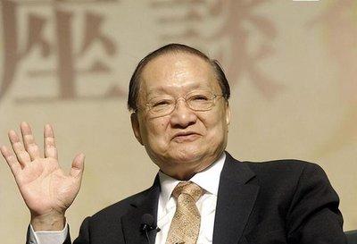 1963年，金庸嘲讽中国造原子弹：“花钱造原子弹有什么用啊，百姓都没饭吃了，有这