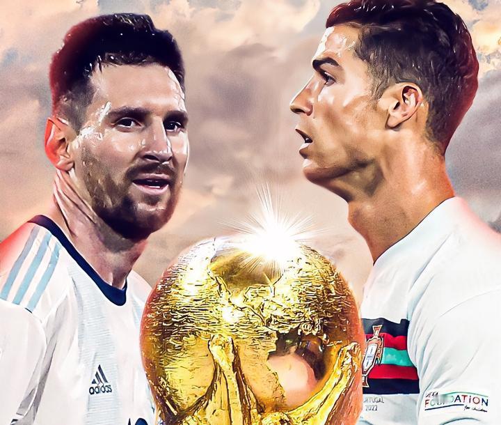 C罗：梅老板，明年世界杯我们有很大可能将在1/4决赛中对阵哦？？？梅西：你又不