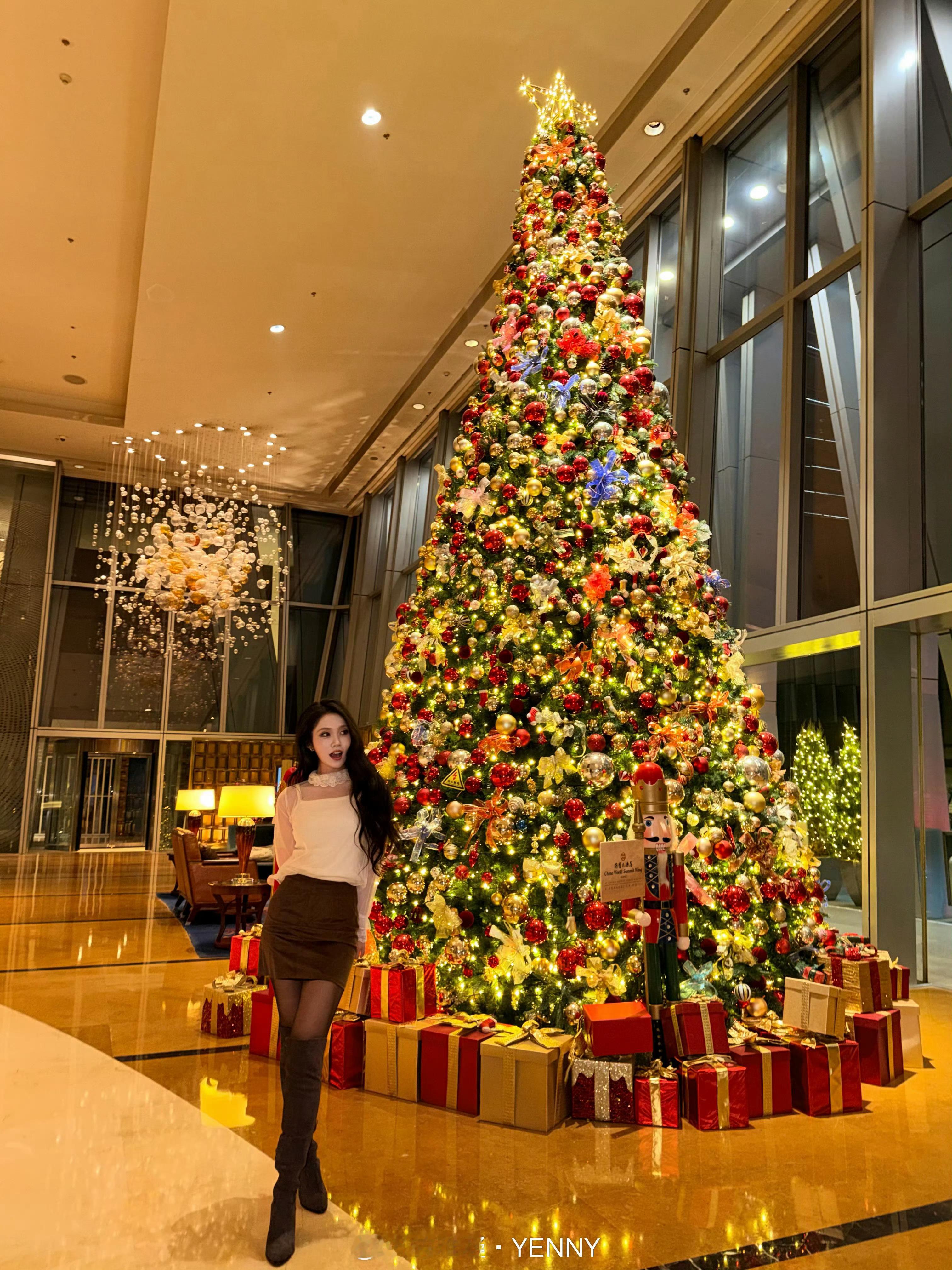 符雅凝圣诞节黑丝造型🎄