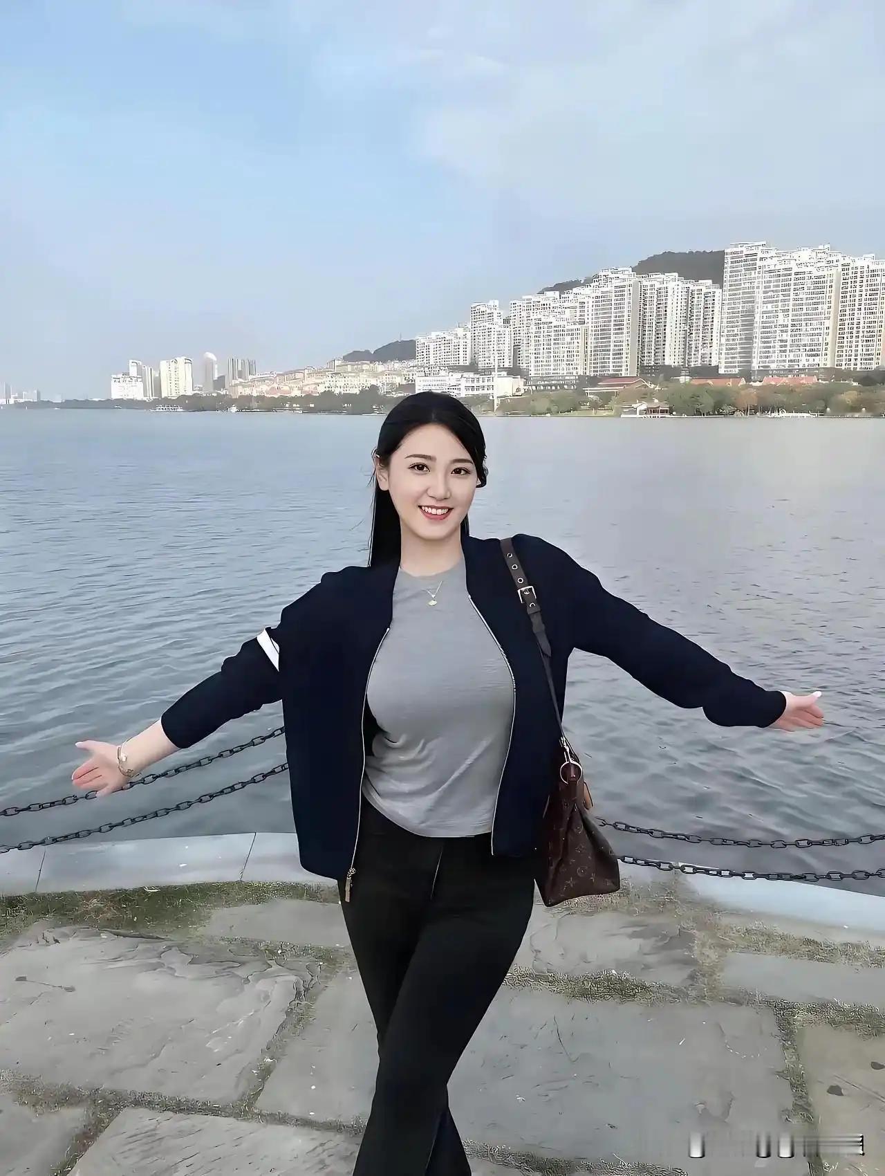 家人们来评评理！这在普通人里，算不算天花板？