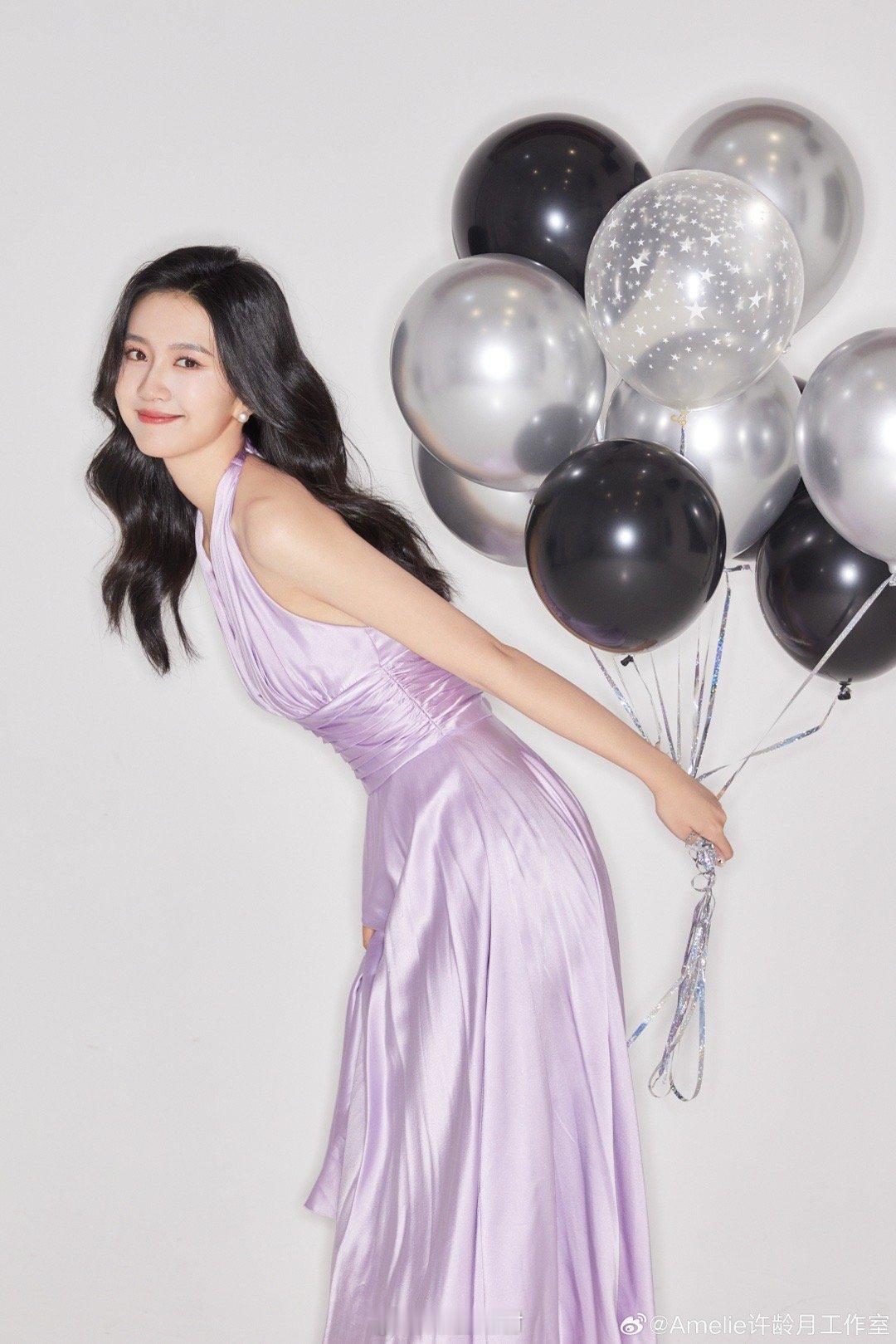 许龄月极品裸足