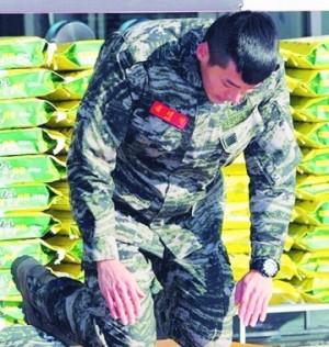 韩国逃兵役大黑幕！有钱人出国熬到38，普通孩子前线吃苦？韩国逃兵役争议的核