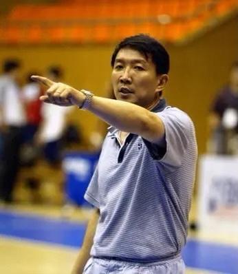 李笋南与宫鲁鸣就不能去对比啊！1⃣️，宫鲁鸣在面对比赛时，是多么的淡定啊，完