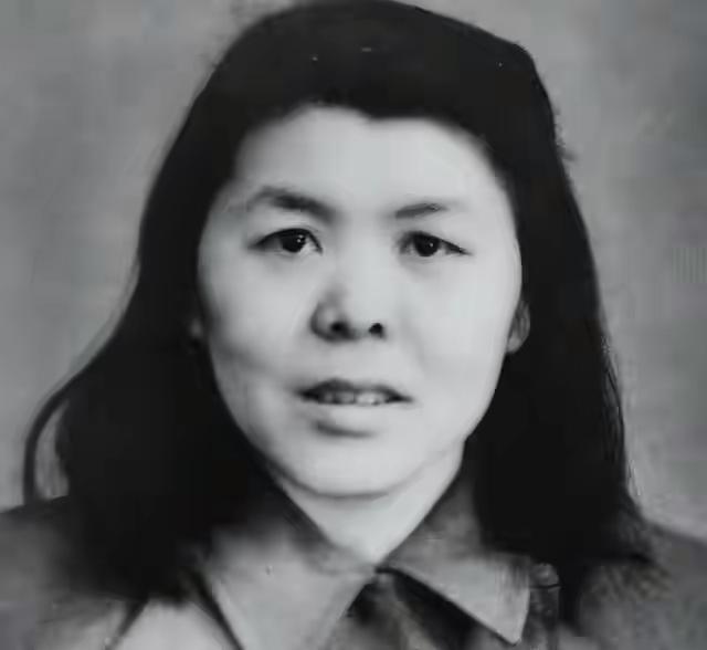 开国上将杨得志真是老当益壮，80岁再娶妻，夫妻俩一起生活了4年这份“老当益