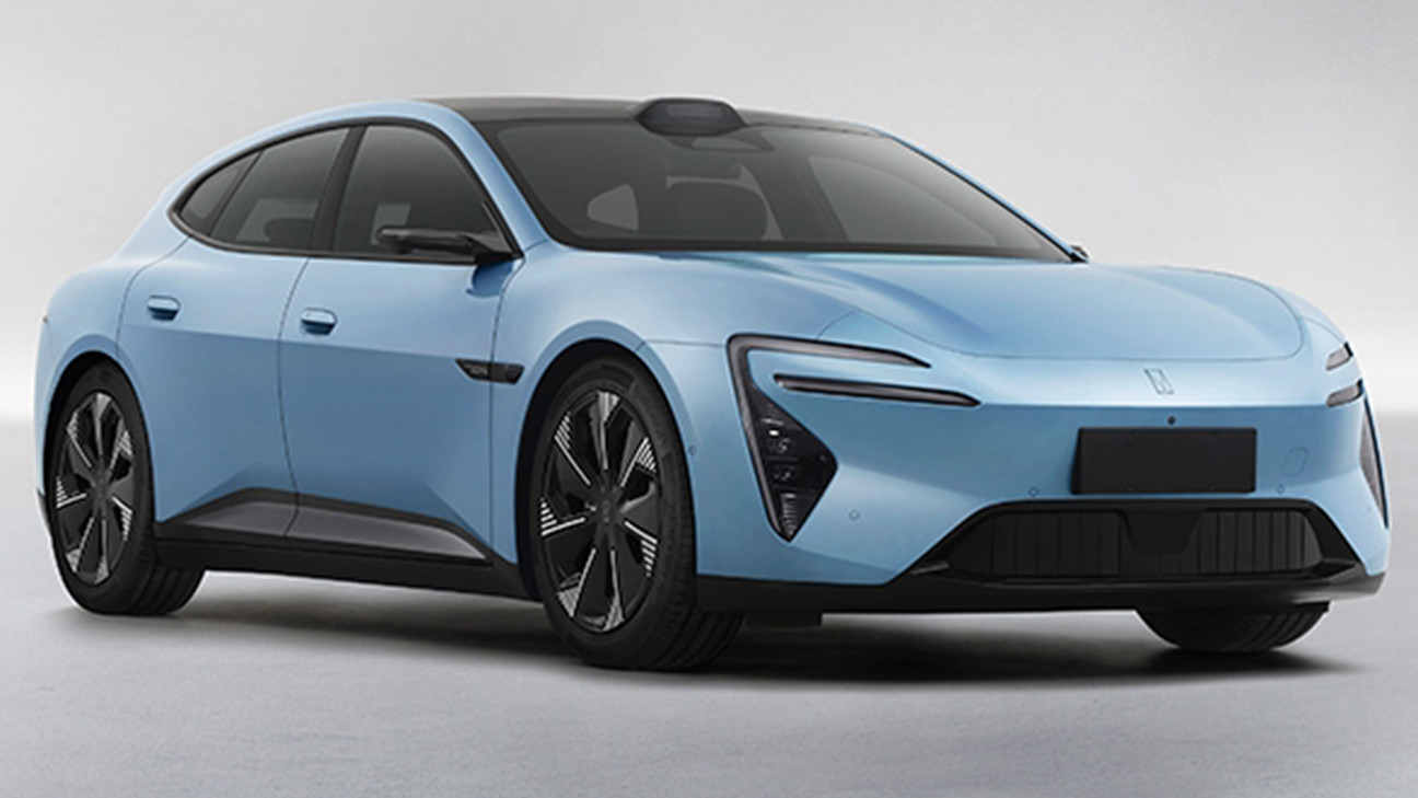 华为赋能阿维塔旅行车：500线激光雷达+三电机引领智能驾驶新纪元