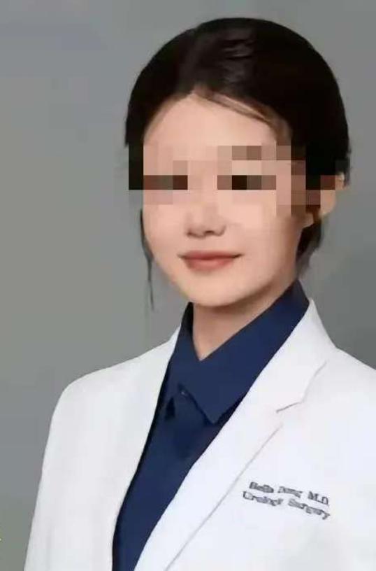 终于明白了，为什么石某怀孕结局是流产，而董某怀孕却是去国外待产。不是因为肖飞