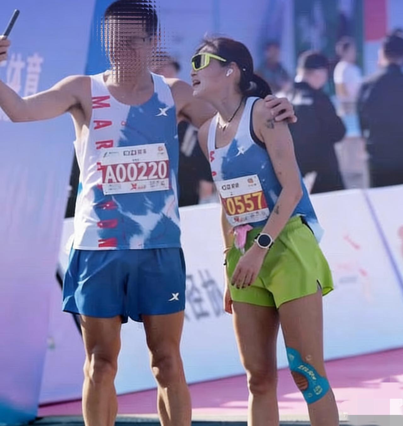 只因被别人多次递水，一周姓跑者被取消2026厦马成绩与排名。业余大众跑手没啥，