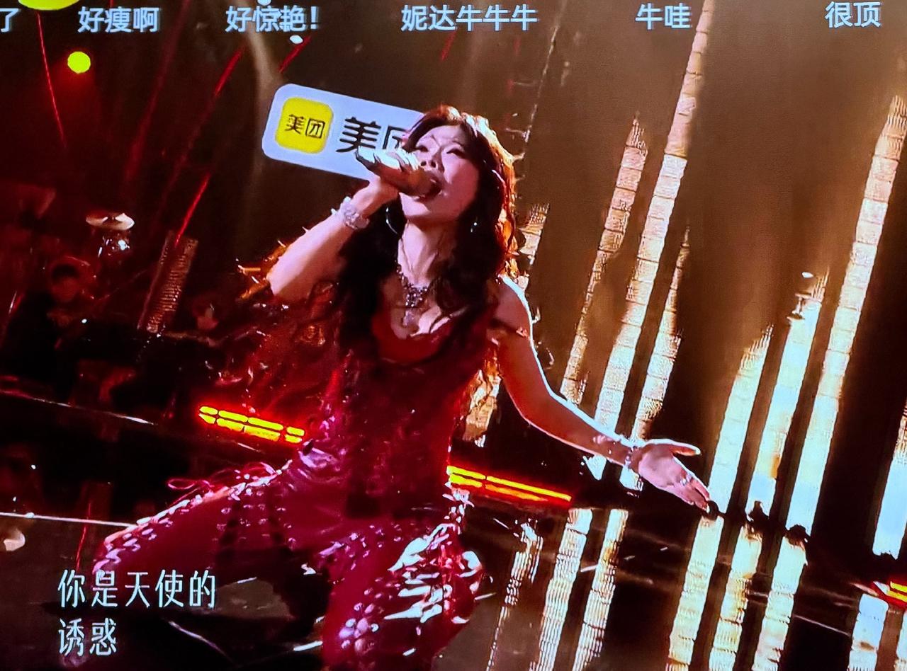 歌手2026第二个月度决赛，没想到第一个淘汰的竟然是万妮达！从第一名到最后一名