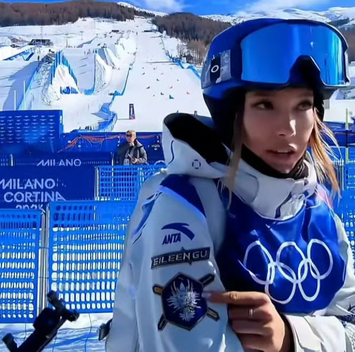 谷爱凌接受美媒采访，爆出惊人内幕，在斯坦福收到了死亡威胁：他们讨厌中国，又因为我