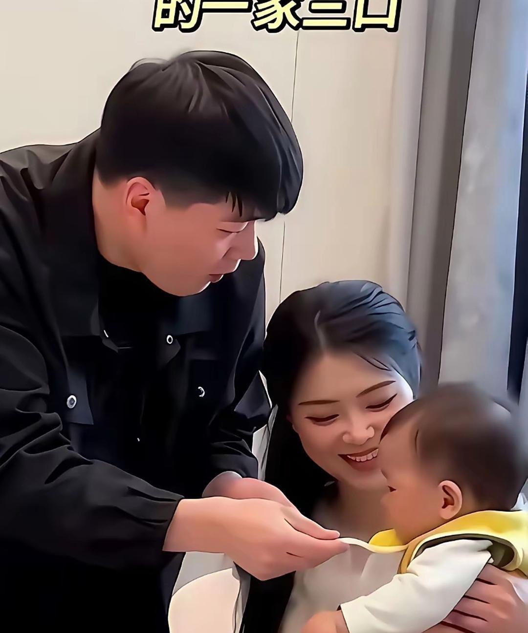朱小伟娶了这么貌美如花的媳妇，真是前世修来的缘分啊，不仅人长的漂亮，心地又善良，