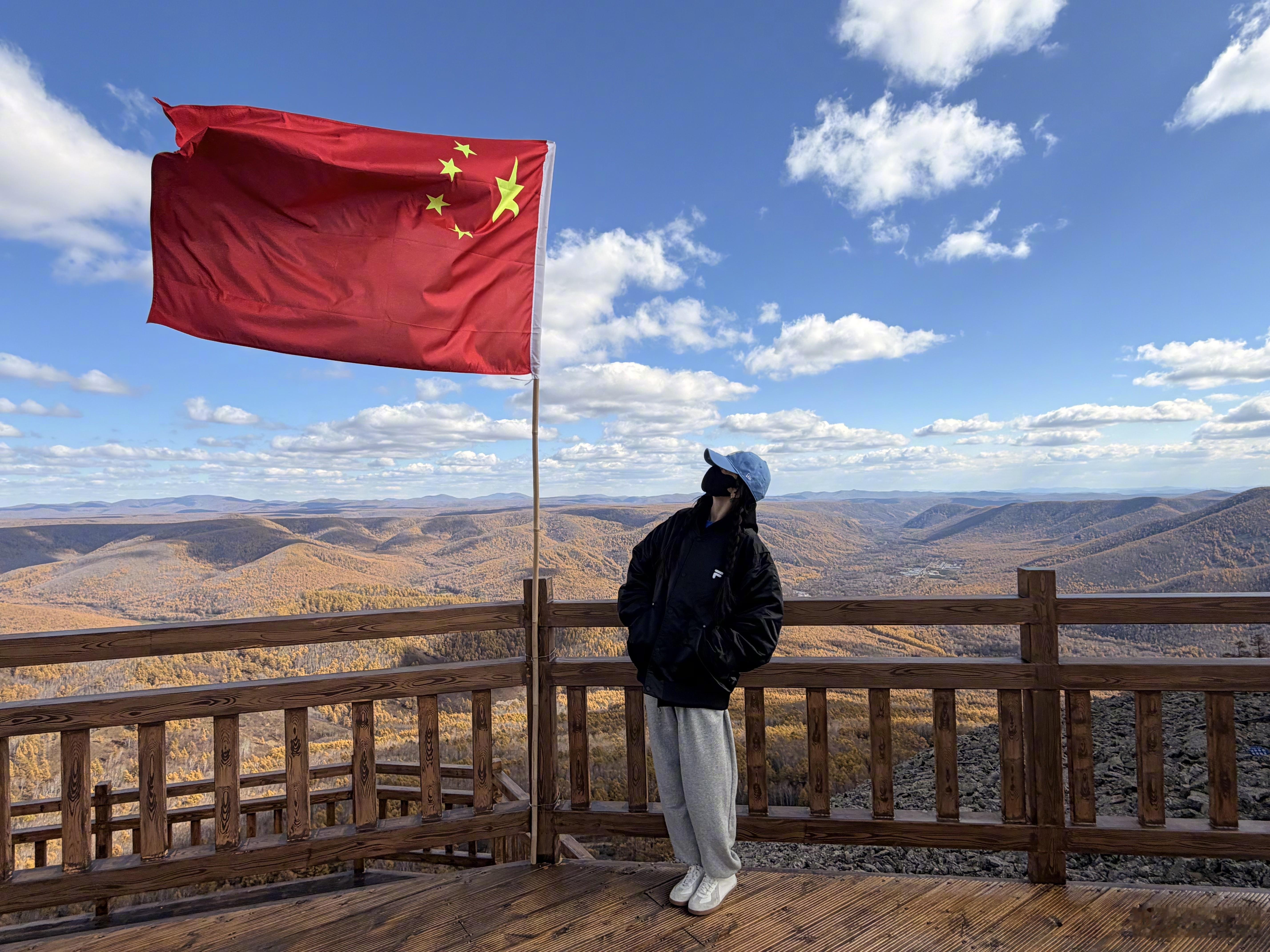 杨幂杨幂旅行目的地+1，这次去内蒙古啦图1:内蒙古呼伦贝尔满洲里国门景区（第