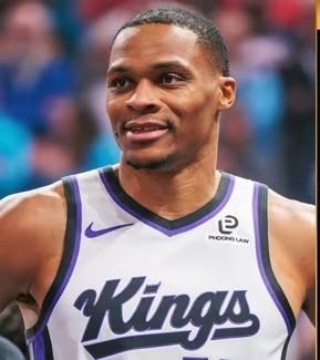 西部正数第2迎战西部倒数第2，威少6+2+7迎来重大里程碑，约基奇13+5+5，