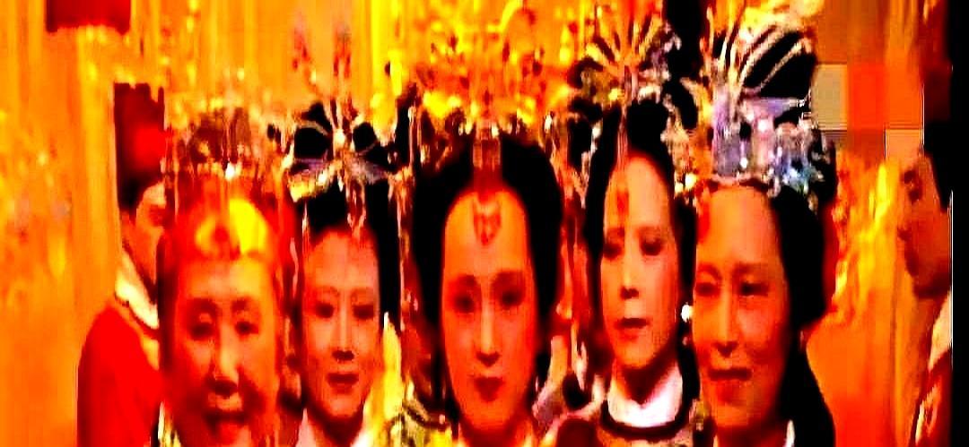 终于明白，为啥现在的古装剧，连丫鬟和小姐都分不清了。你再看87版《红楼梦》