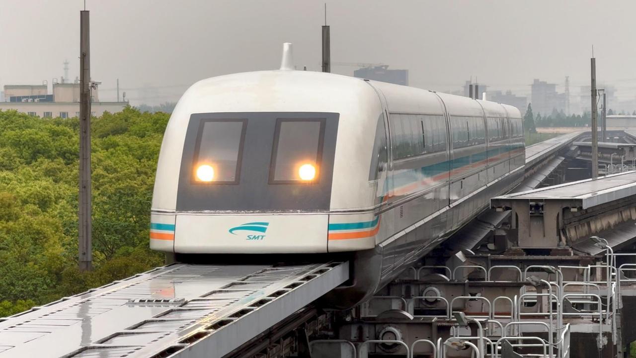 韩媒：中国磁悬浮列车6个月内3次刷新世界新纪录！1月27日，韩国媒体《先驱经济