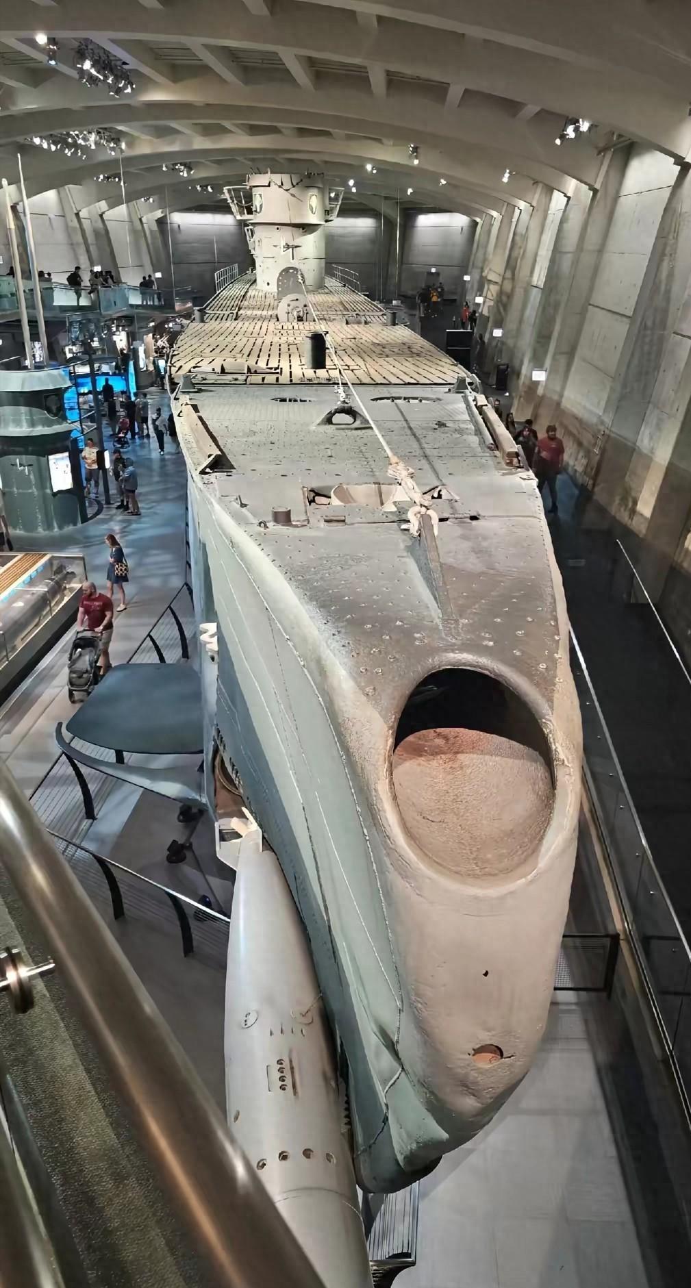 二战黑科技！德国1941年造出76米潜艇，如今藏在美国芝加哥博物馆在芝加哥科