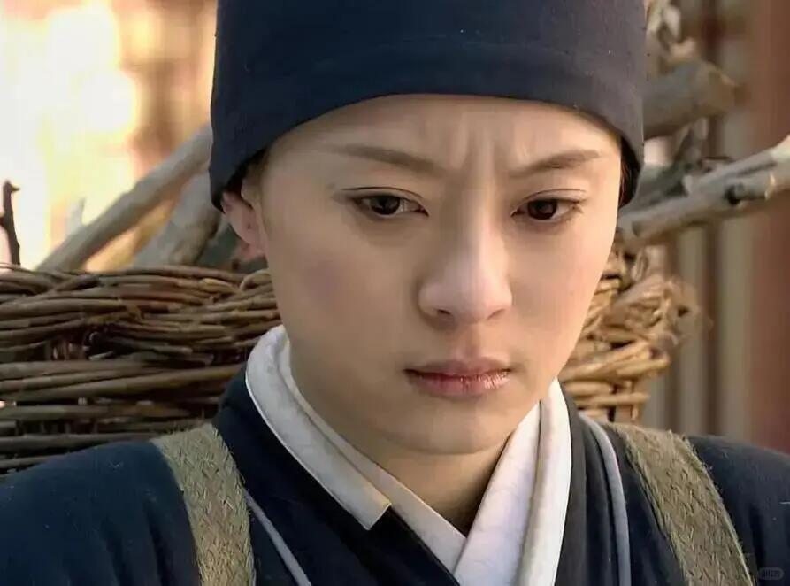 甄嬛到死不知，皇帝厌她竟因这俩真相！甄嬛于甘露寺削发为尼，三年清苦让她大彻大悟。