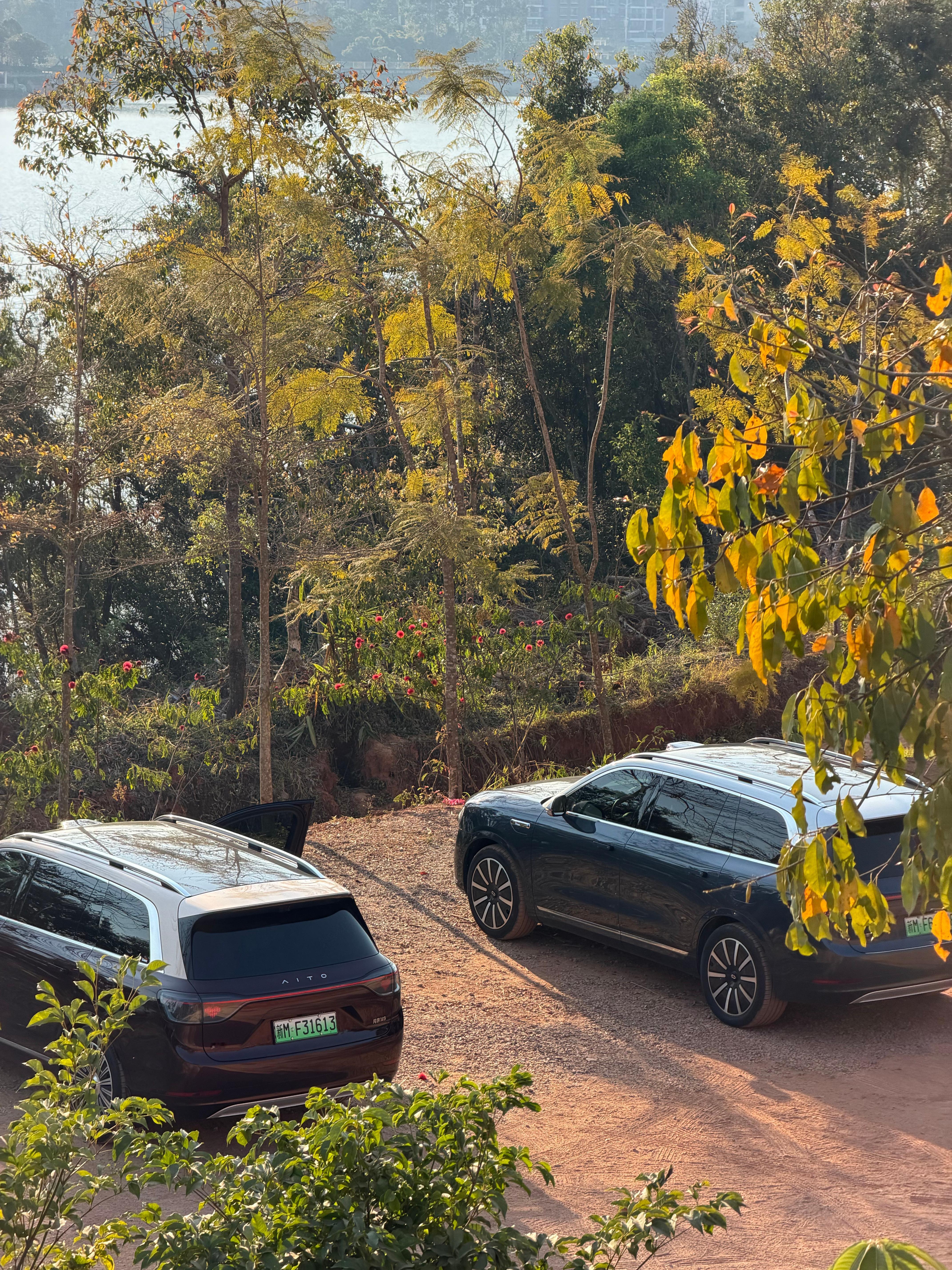 看看人家，自驾游开什么车大理·Hyper上咖啡