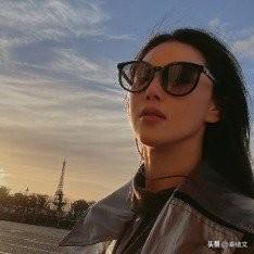 笑不活！何捷拿张馨予泡萝卜缸给鱼坐月子，硬汉反差萌翻全网咱就说何捷这操作，