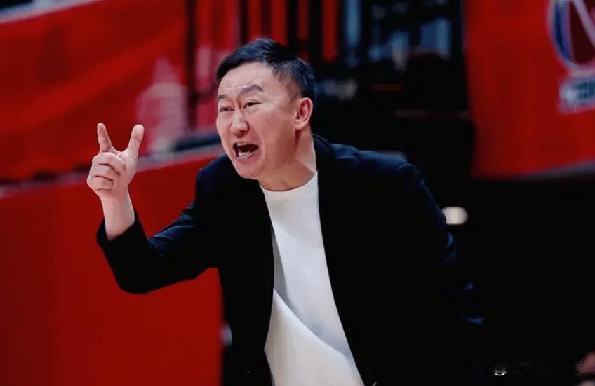 炸锅！CBA最被低估的黑马，藏在青岛！谁还敢说青岛男篮凉了？！送走杨瀚森去