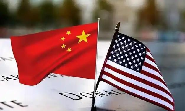 🌛中美两国，谁更想跟对方打一仗？答案很明确：美国。为什么呢？因为中国不想打