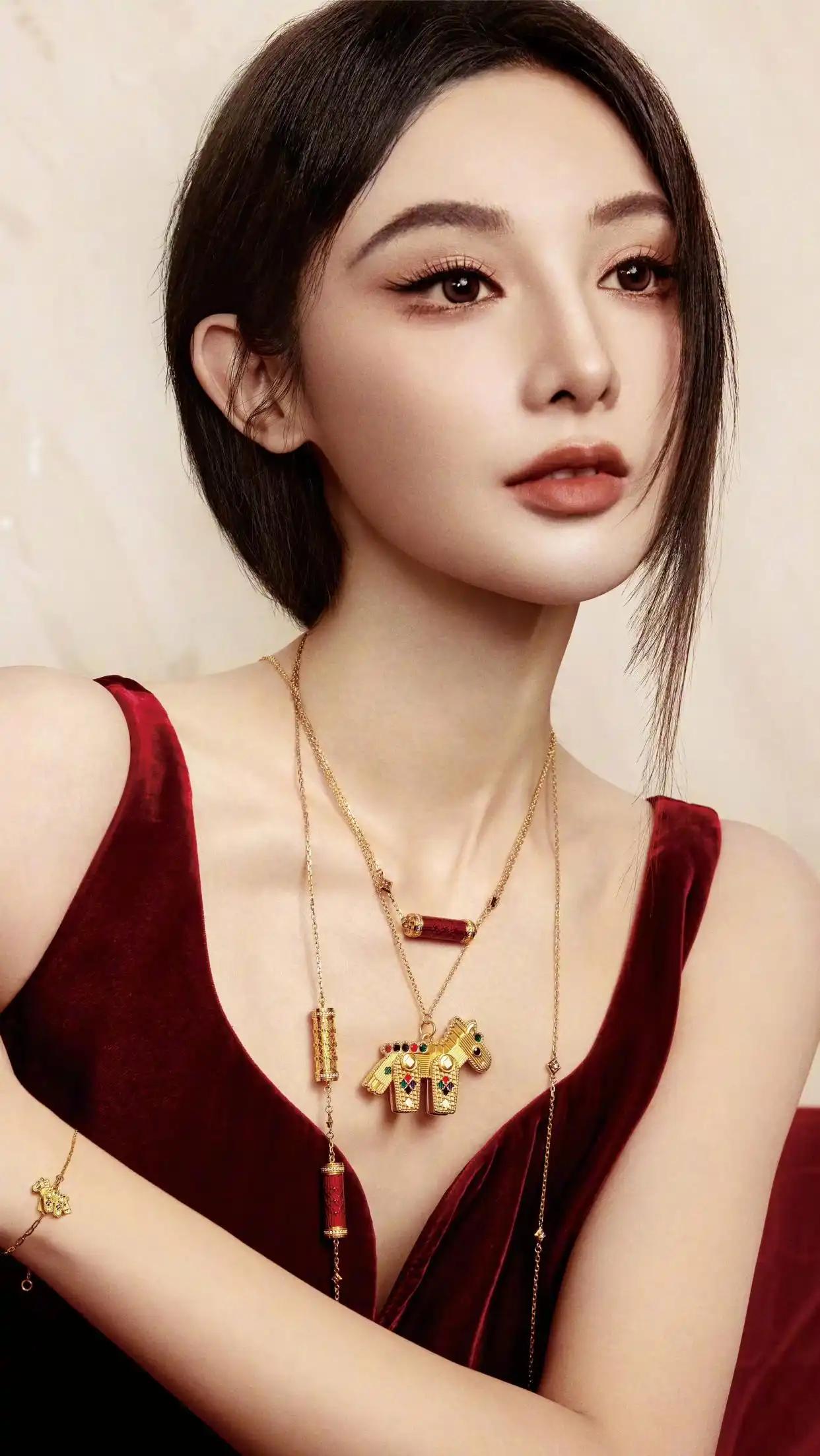 这才是，今天娱乐圈最大的瓜！8月20日，35岁，女明星的恋爱的瓜冲上热搜