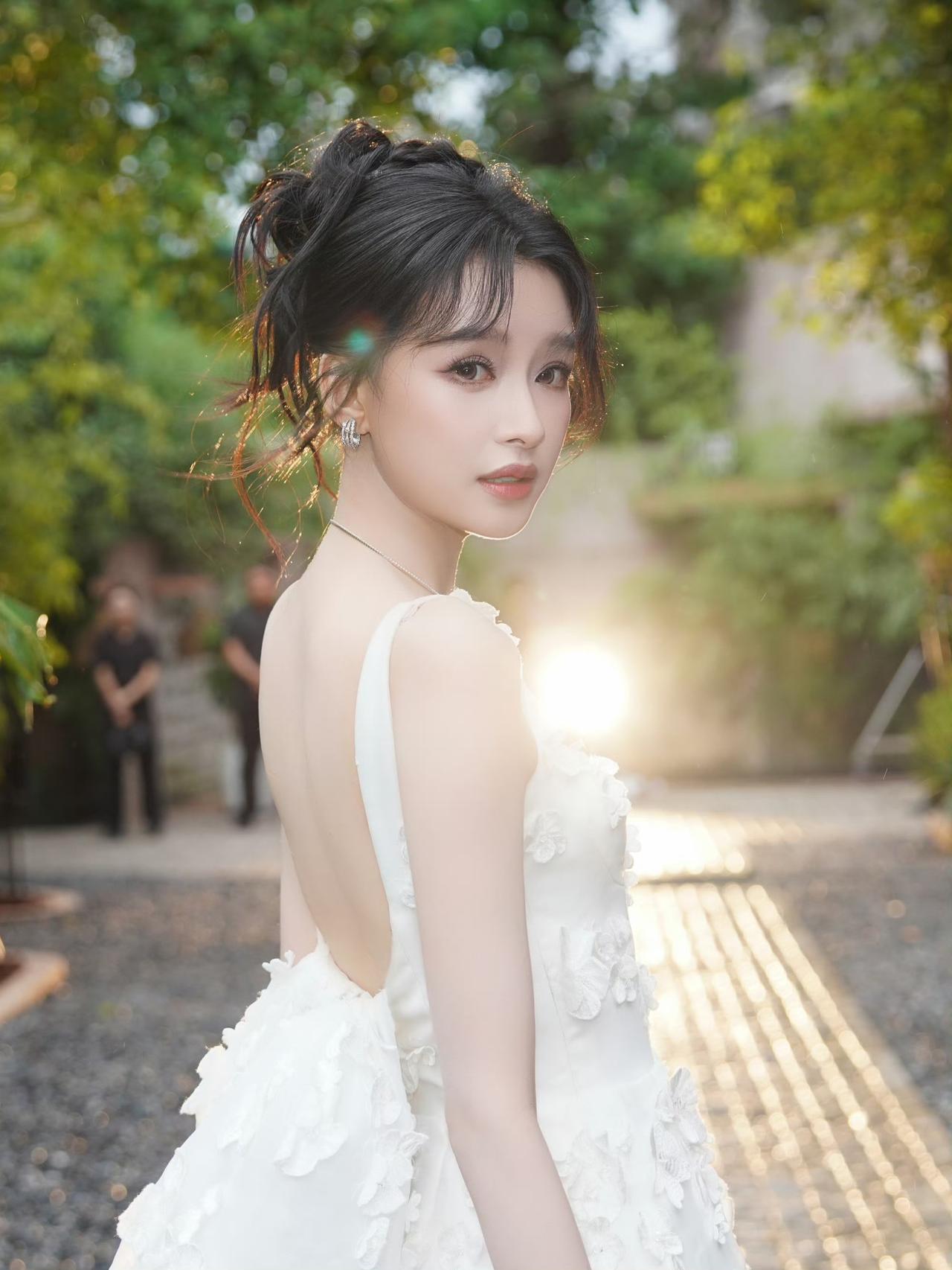 美得很安心😘孙怡