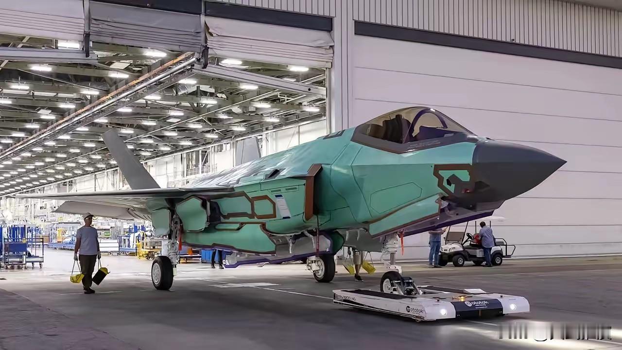 对于美国制造的F-35战斗机来说，如果在2026年1月16日，日本方向失联的F-