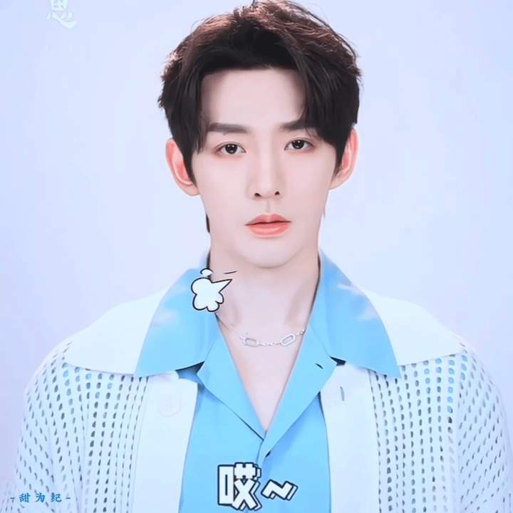 哈哈哈哈哈哈哈，邓为哥哥这可爱的小表情！｜邓为[比心]​​​