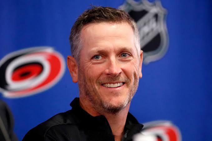 开拓者迎来新老板，NHL卡罗莱纳飓风队老板邓顿收购波特兰开拓者队开拓者超40