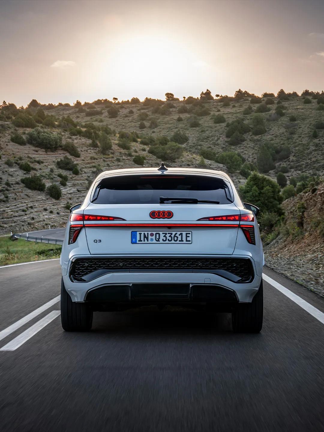 最近奥迪推出了全新奥迪Q3Sportbacke-hybrid，搭载1.5升涡