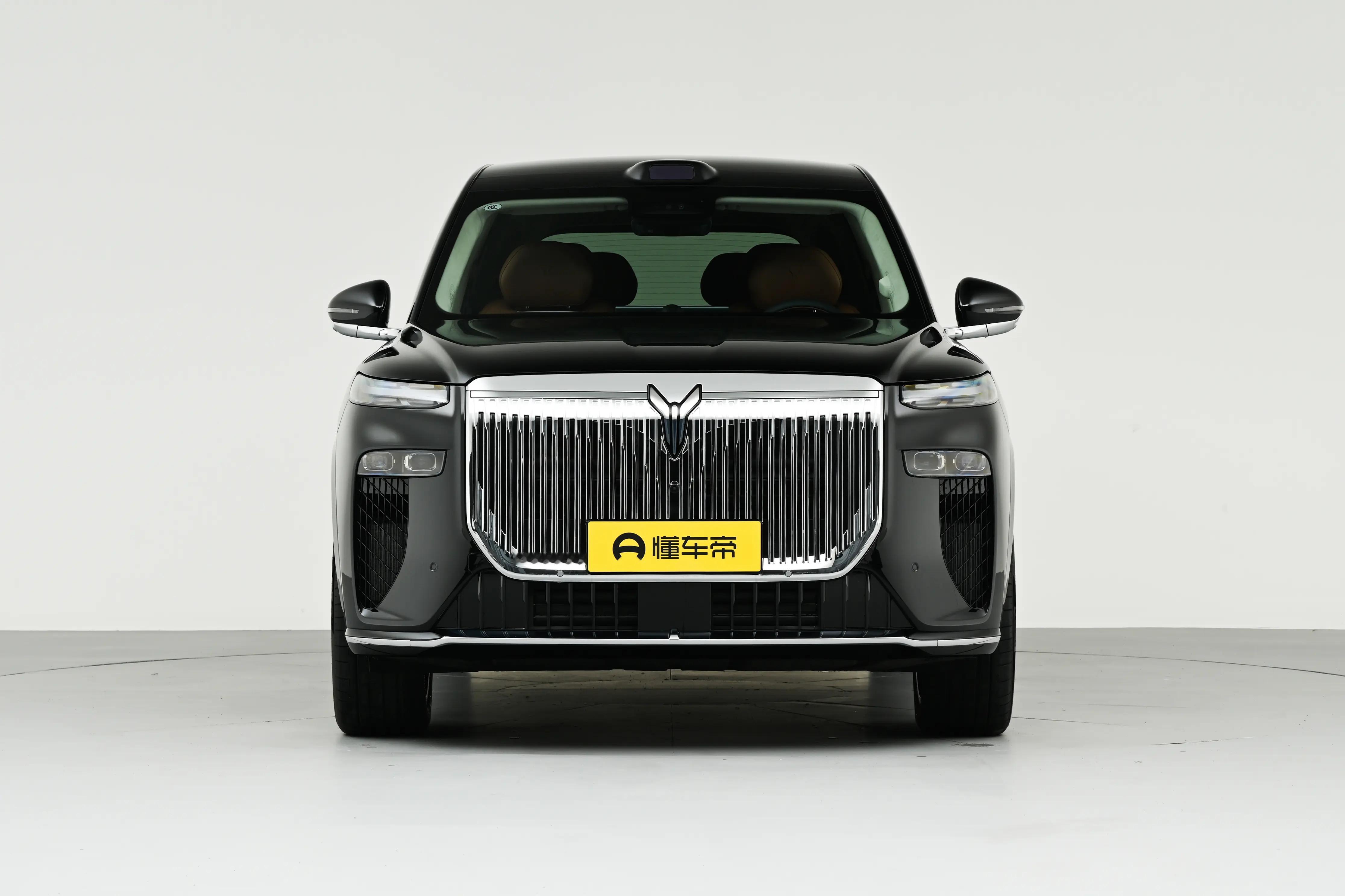 最近刷到泰山岚图这车26天交付5000辆的消息，说实话还挺意外的，今天...