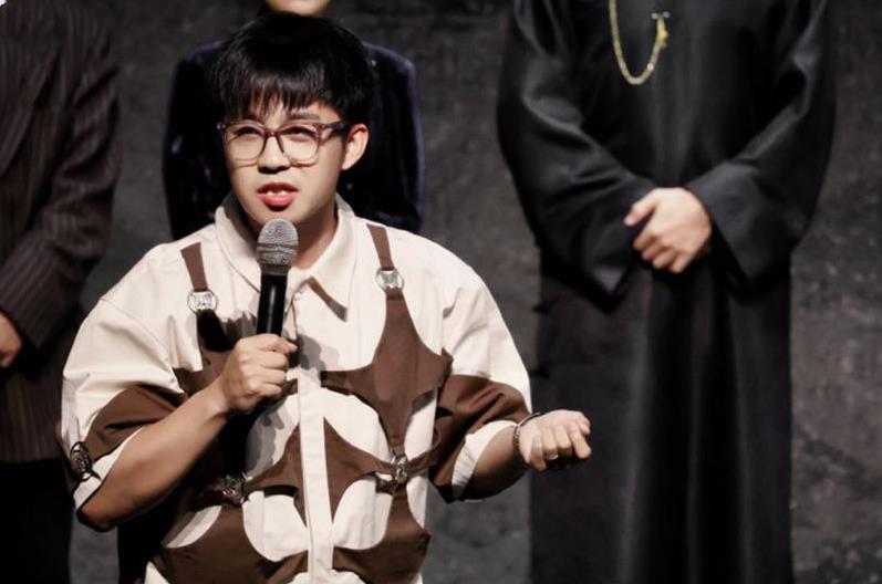 谁还说郭德纲教徒弟不行，张九龄、李九春、杨九郎很好给师父长脸了。《卿卿误我》二巡