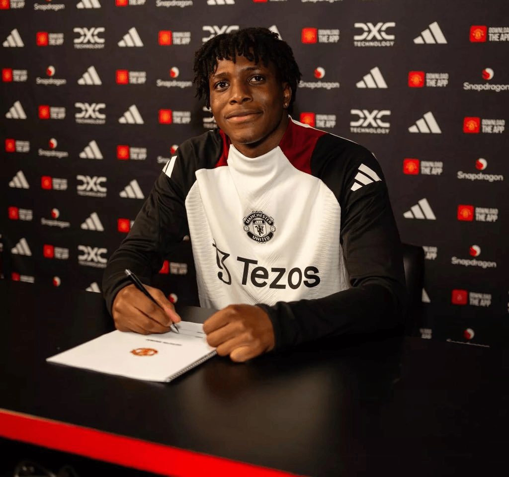 多尔古: 我很好地适应了英超, 满意自己在曼联的第一年表现