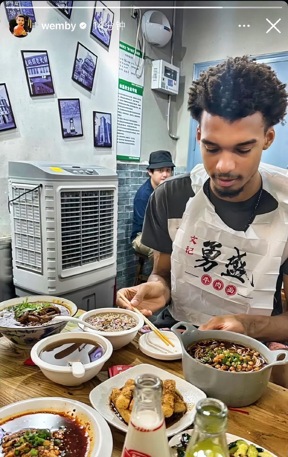 文班亚马来中国了！！！文班亚马现身北京，疑似开启中国行！文班亚马突然更新了社媒