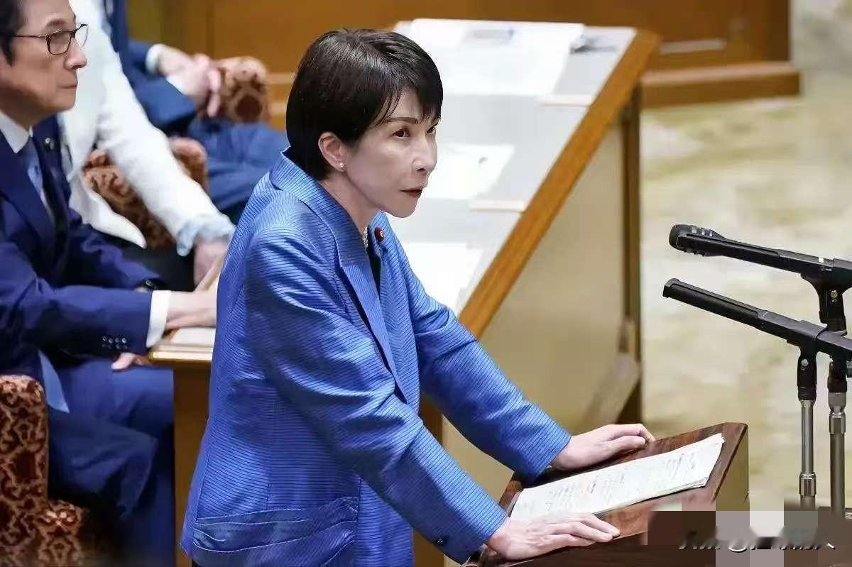 日本消息！2025年12月17日，日本财务省宣布了一个让人意外的消息：11月贸