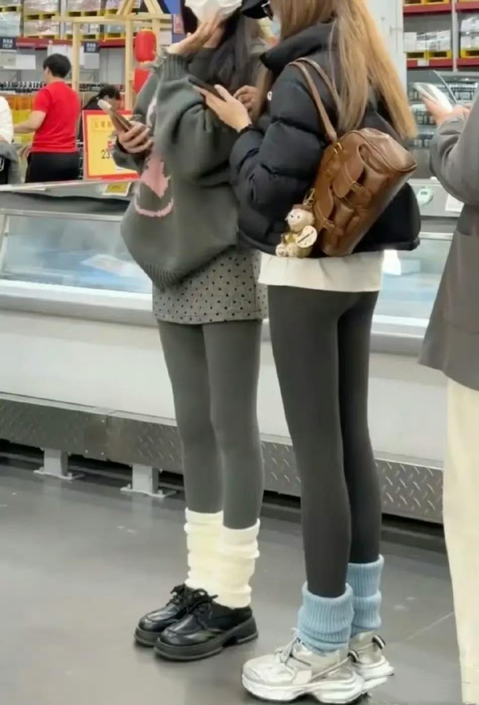 不懂就问，她们是怎么锻炼的，大腿小腿一样粗细的！