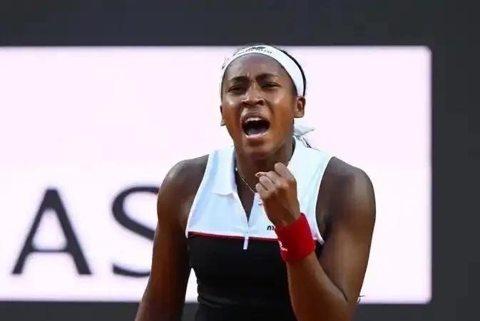 今非昔比，高芙难敌小米辣北京时间5月14日晚，2025年WTA1000罗马站女