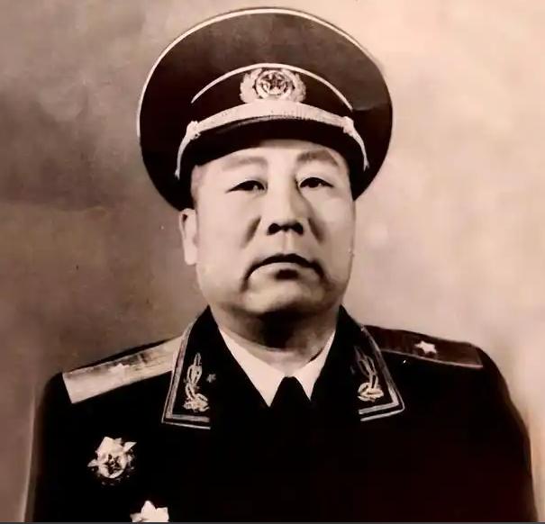 曾克林晚年向中央档案局吐露真相：1945年接收沈阳军火库那一夜，苏军原本下令全部