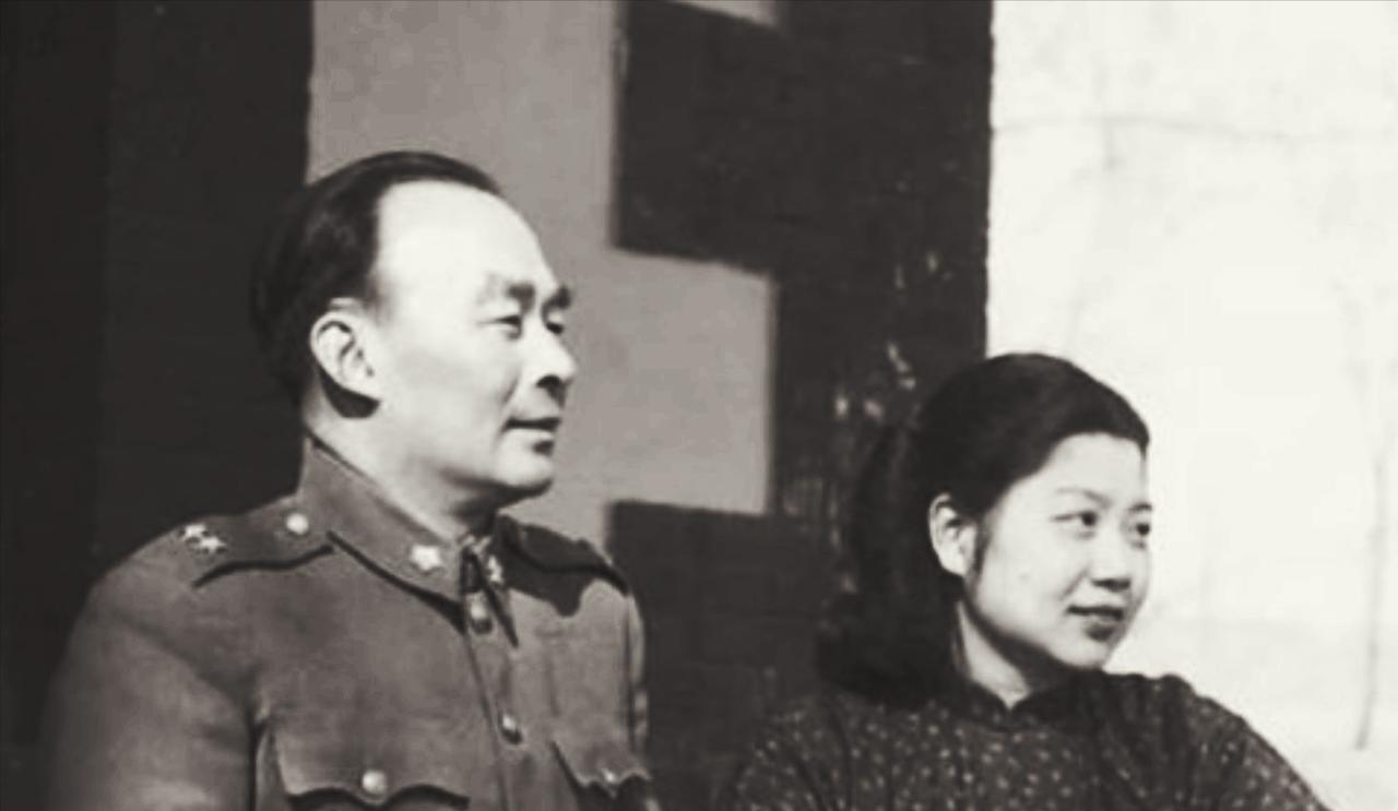 1947年，第359旅政治部副主任刘亚生不幸被俘，胡宗南派了1个女特务色诱。一进