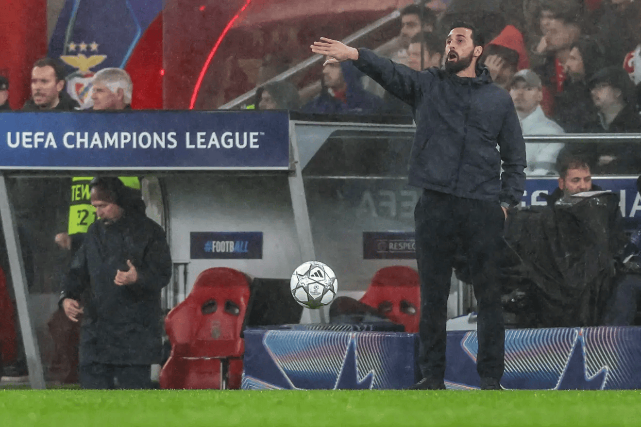 马卡电台: 更衣室直言皇马地基不稳, 只能边踢边修&难以重建