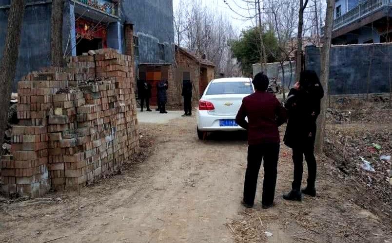 我堂姐今年35，相亲十年，现在只求找个脑子正常的男人，这要求不过分吧？可结果真