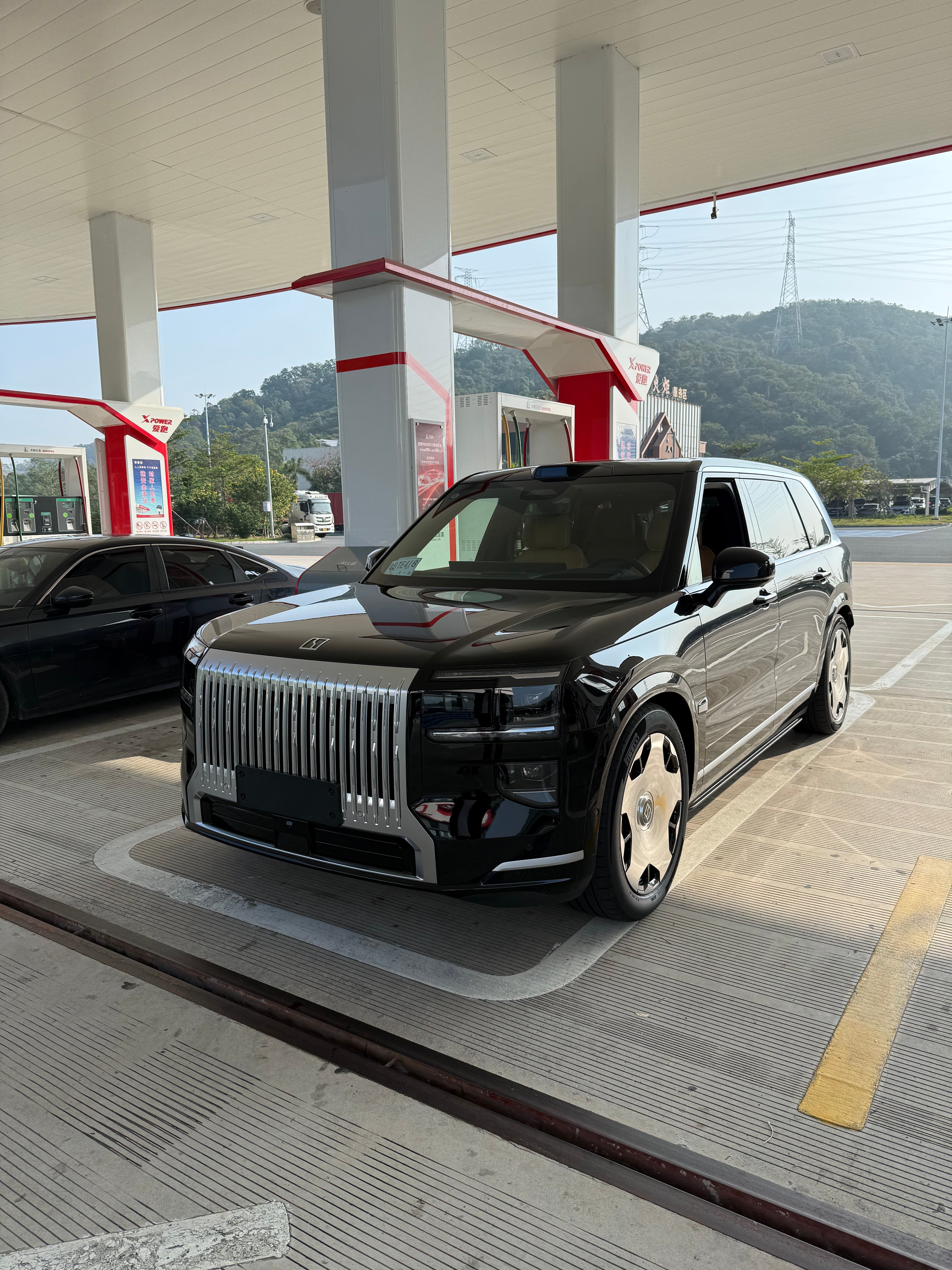 给9X怼一口95号神秘液体，出去溜溜车[滑稽笑]70度大电池＋50升油箱​​​