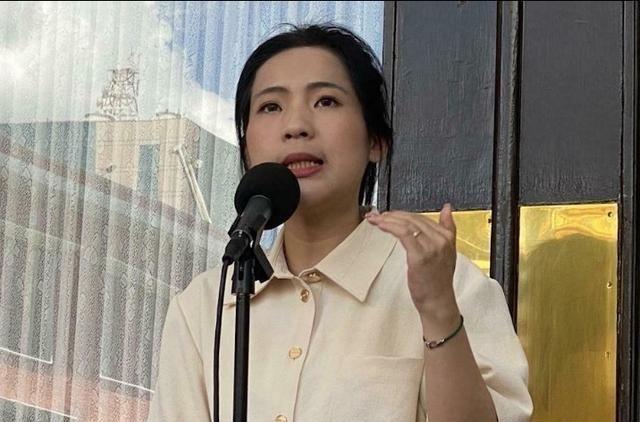 针对美国决定暂停售台140亿美元军购，国民党立委徐巧芯说，美国弹药的生产，不会因