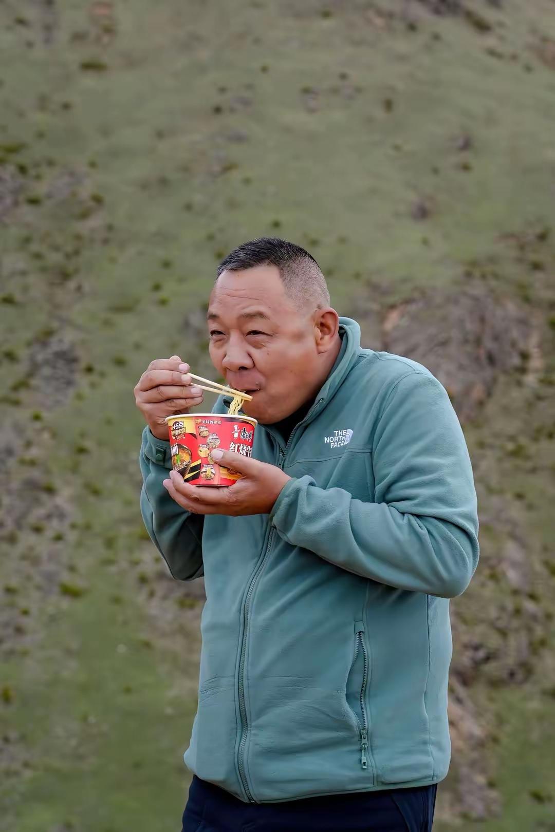 于东来招聘刑满释放人员，很好理解，一个人的行为决策和他早年的经历有很大关系，尤其