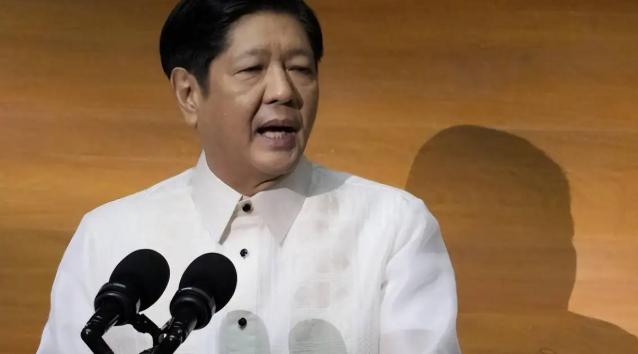 玩什么把戏？菲律宾总统和防长要重回中菲对话，必须先拆除非法坐滩破军舰。菲律宾