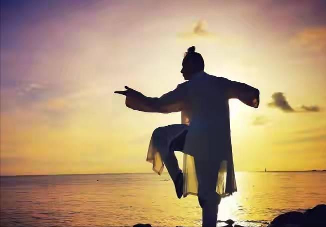 练拳三十年有哪些残酷体悟练拳三十年，手上没几块好皮，一开始以为太极拳