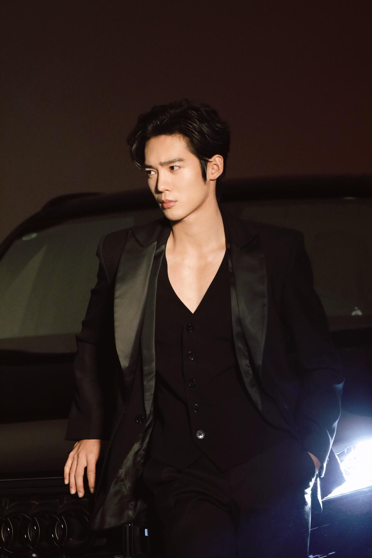 镖人第二部还没画完，镖人前传倒是有消息了[捂脸哭]！镖人前传已经立项，片名《镖人