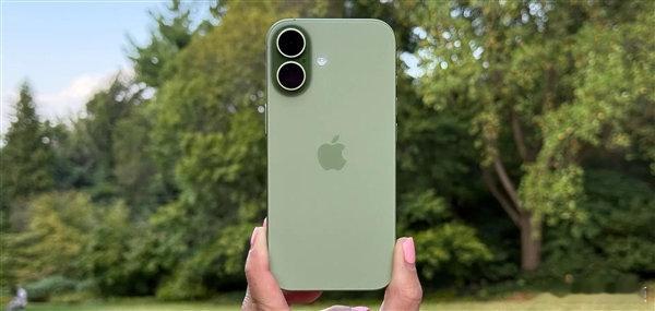 为什么别人随手一拍就是“大片感”，轮到自己拍，照片不是发糊，就是细...