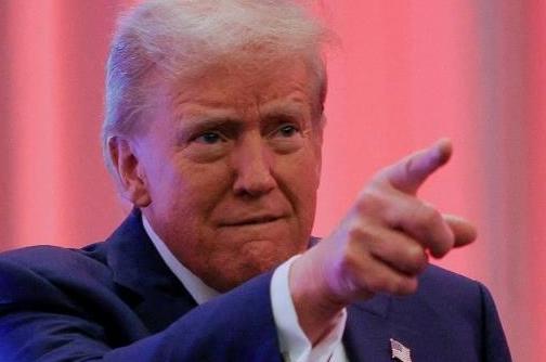 就在刚刚，特朗普粗暴挑衅中国：给我放人。 在乱港黑手黎智英因违反《港区国安