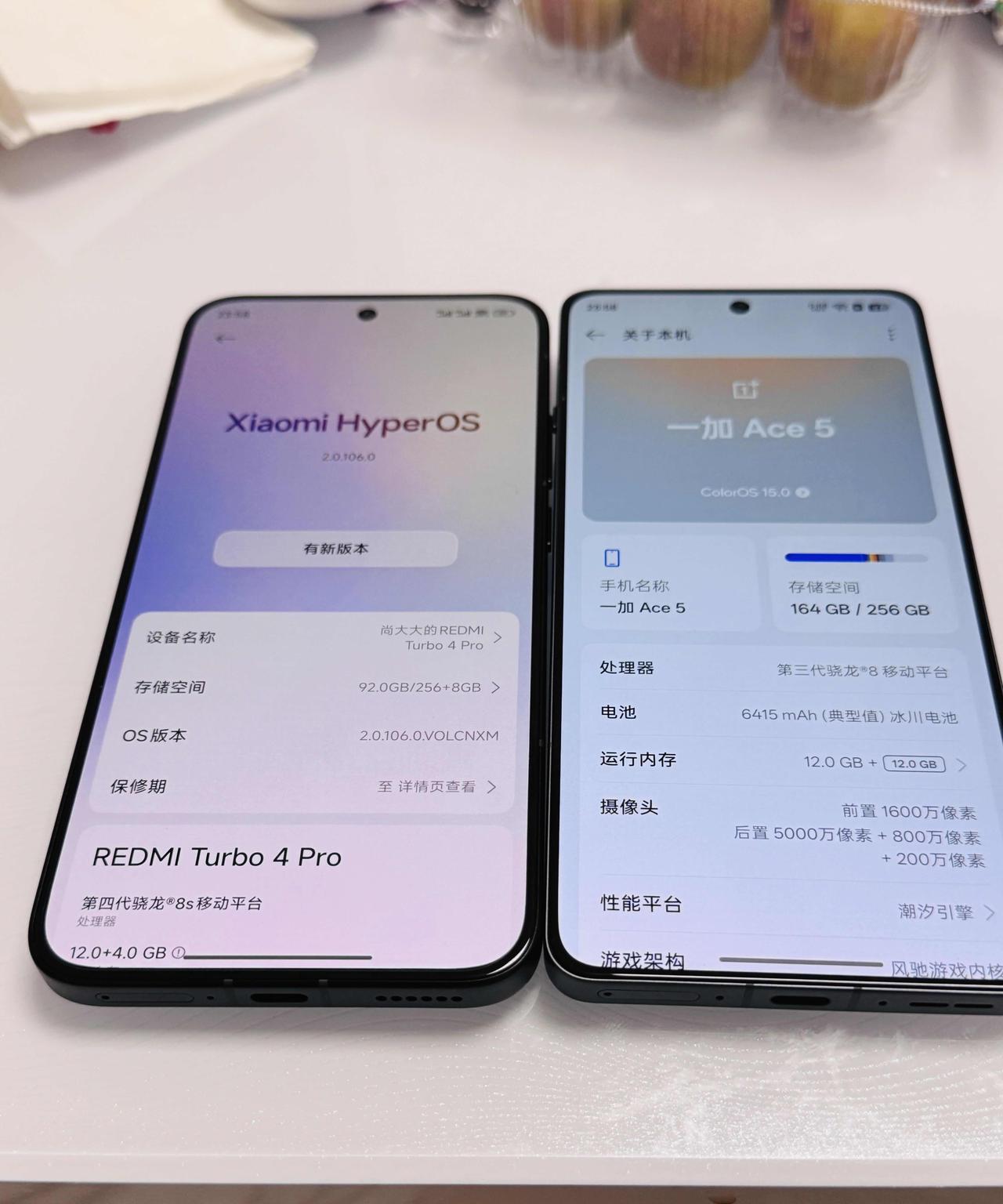 为什么要拿两部手机？一个手机充电都烦得很，还两个。还有喜欢分享照片的的，两个手